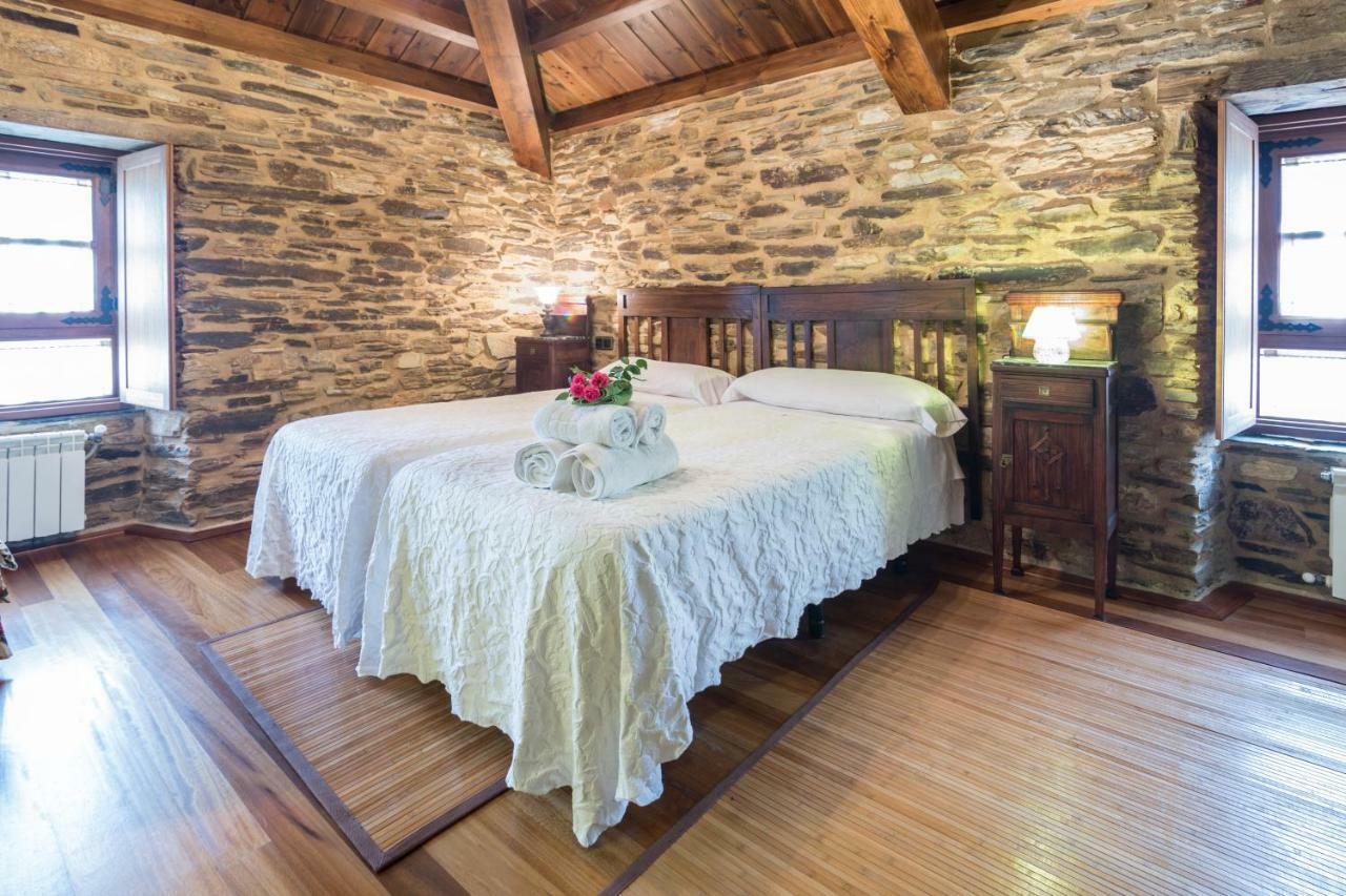 Casa Do Morcego Guest House Valdovino Exterior photo